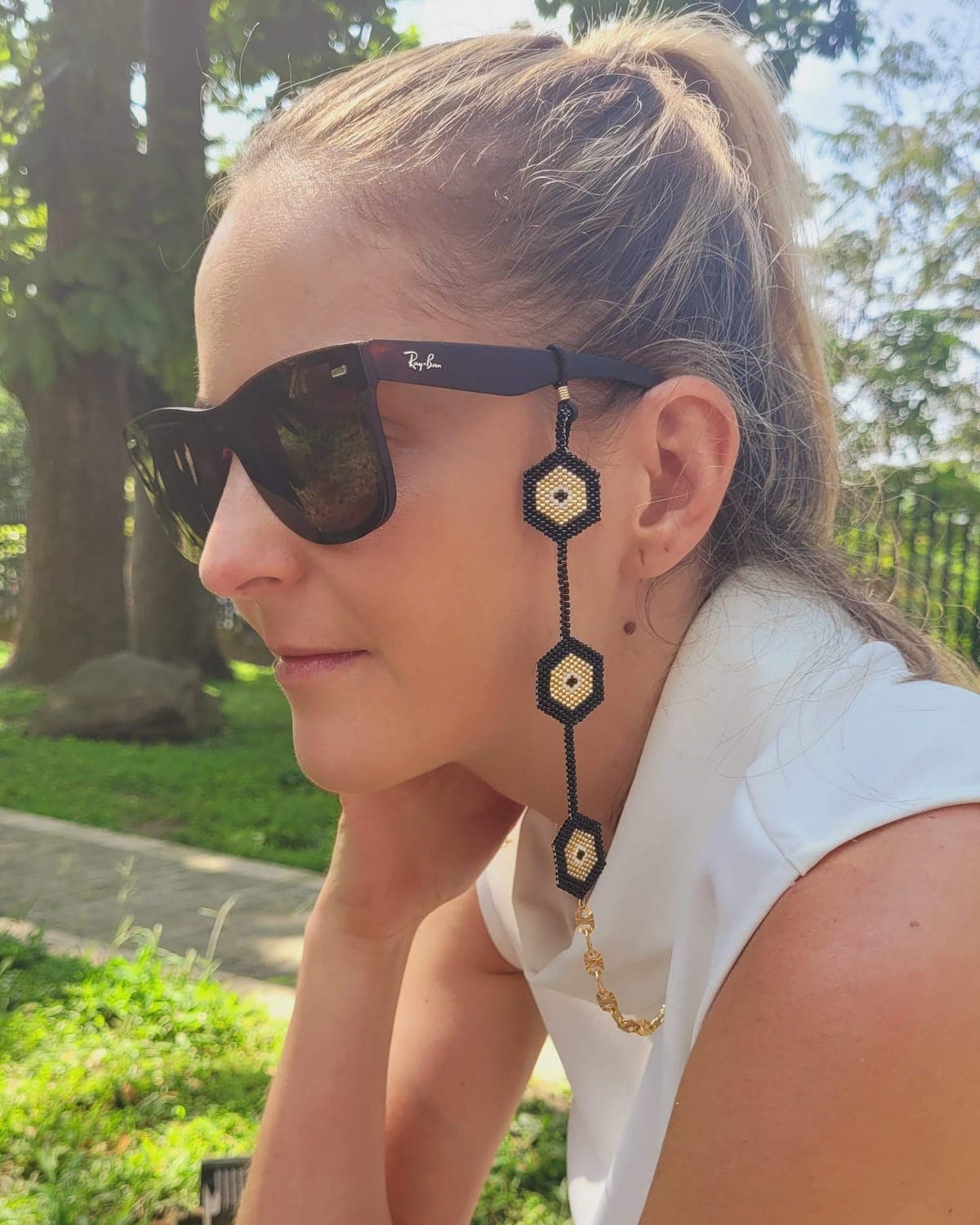 Portagafas Hexágonos, accesorios tejido a mano en miyuki