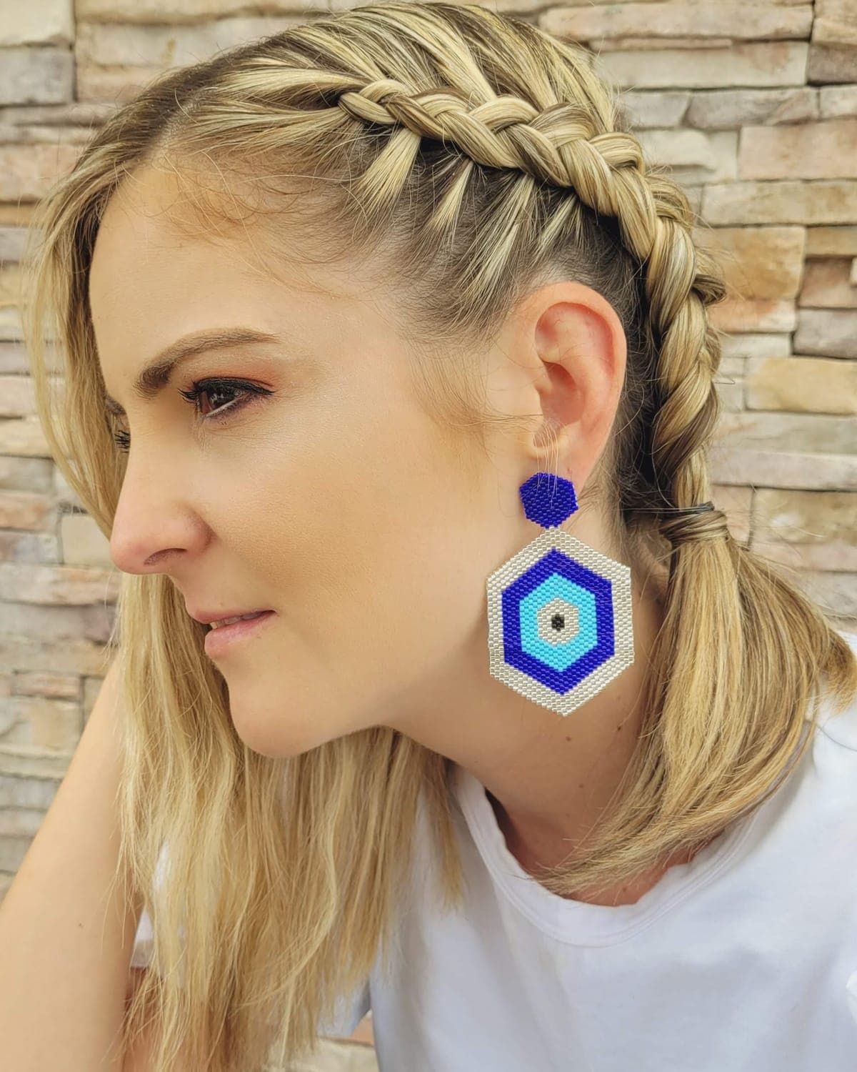 Urraca Azul, tejido a mano en miyuki